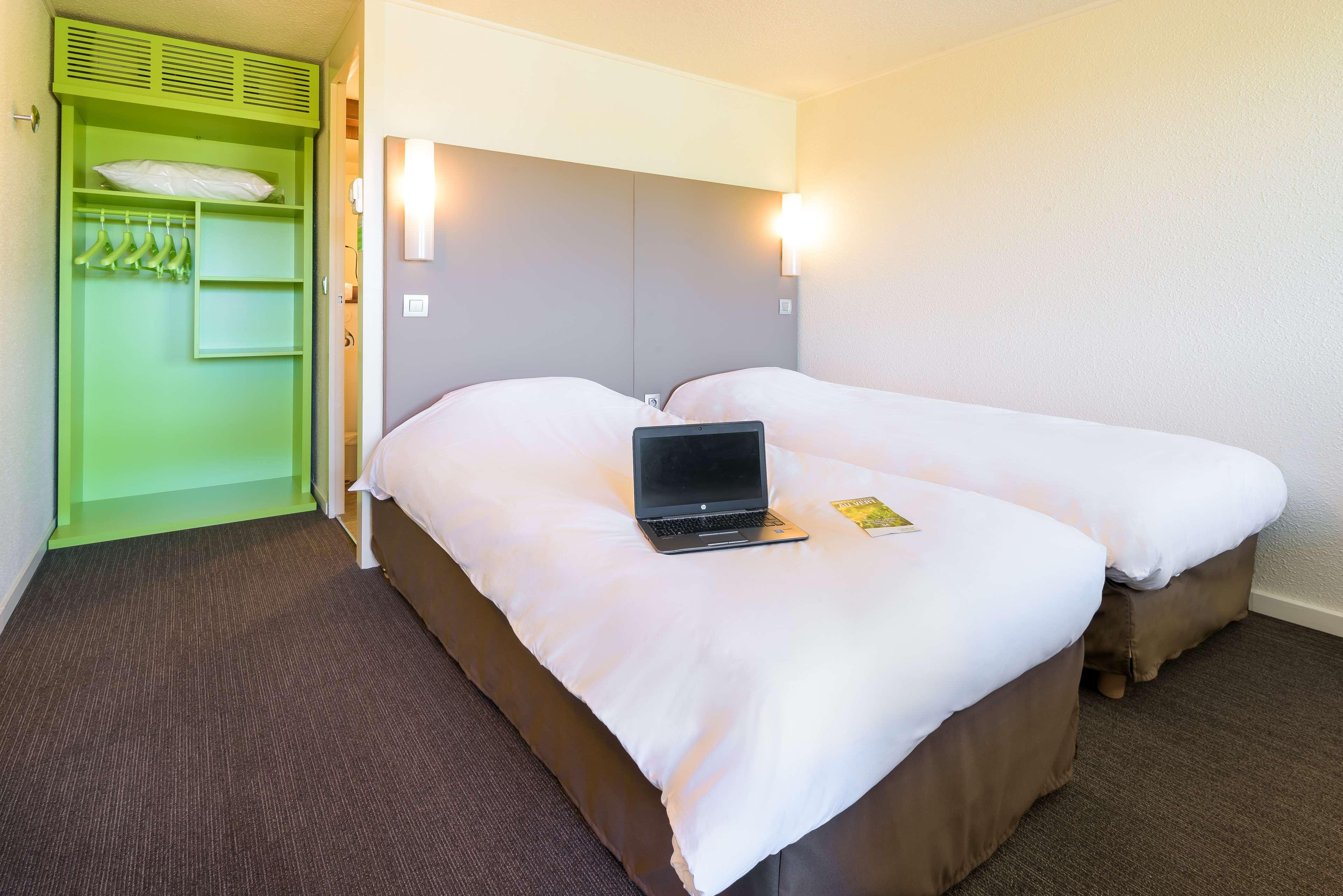 Hotel Campanile Toulouse Sesquieres Exterior foto